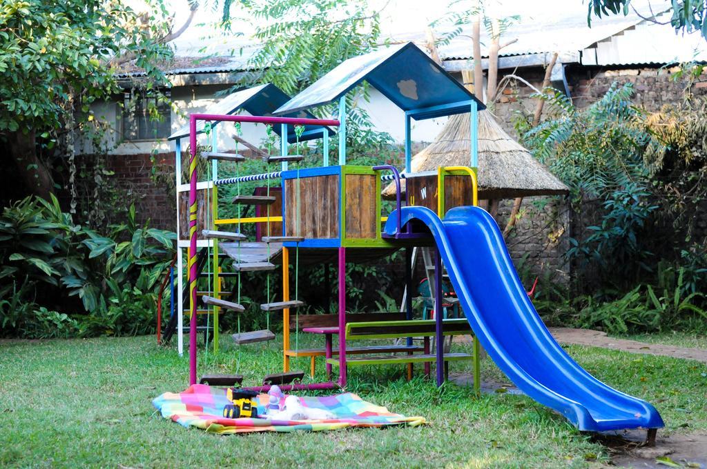 Zigzag Town Lodge Livingstone Esterno foto